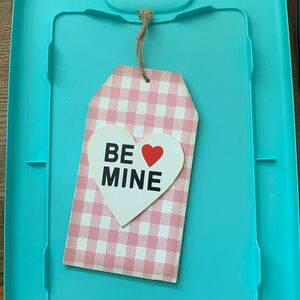 LOT of Valentines decor